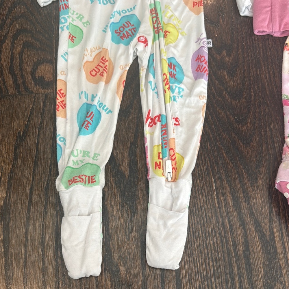 Bums & Roses Holiday Pj pack of 3 - one 3-6 month & 2 0-3 month - NO STAINS - Picture 2 of 11